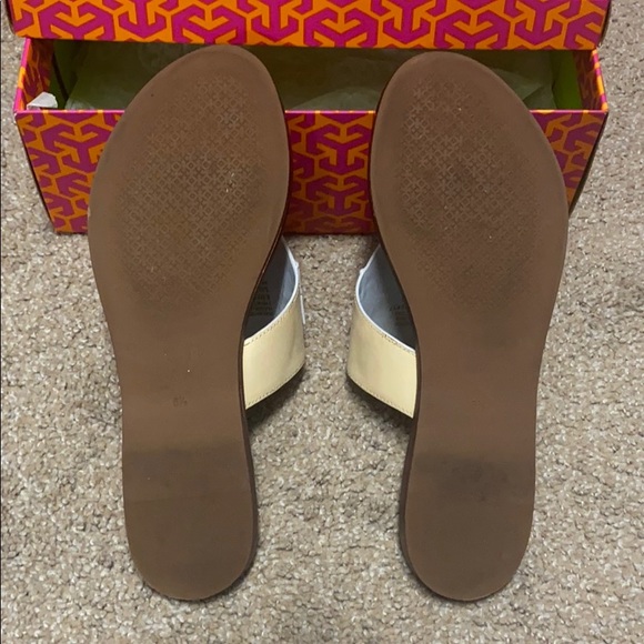 Excellent condition Tory Burch Logo Thong sandal - Picture 2 of 5